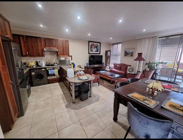 2 BEDROOM APARTMENT FOR SALE IN NEWLANDS